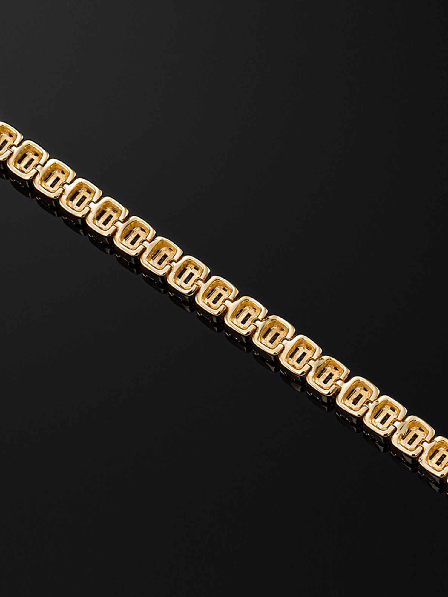 6mm Baguette Tennis Bracelet in Yellow Gold - Image 3